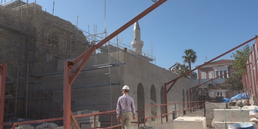 Vakıflar Genel Müdürü Ertem’den ’Kesik Minare’deki külaha’ ilişkin açıklama