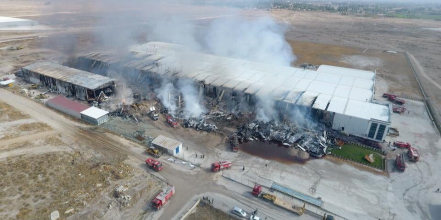 Konya’daki fabrika yangını 11 saatlik çalışmayla söndürüldü