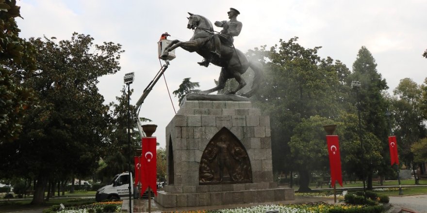 Atatürk Anıtı 29 Ekim’e hazır
