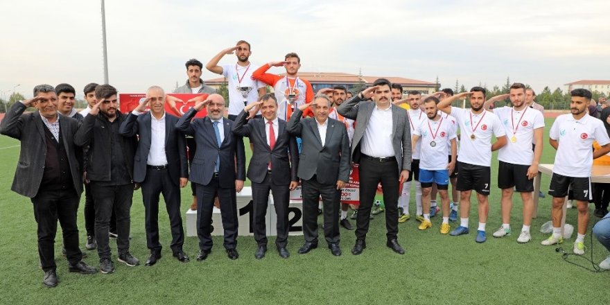 Üniversiteler Arası Cumhuriyet Kupası sona erdi