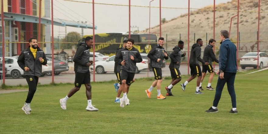 Yeni Malatyaspor’da Kasımpaşa maçı hazırlıkları sürüyor
