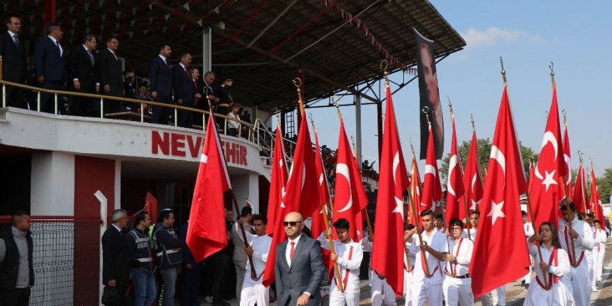 Nevşehir’de 29 Ekim Cumhuriyet Bayramı coşkuyla kutlandı