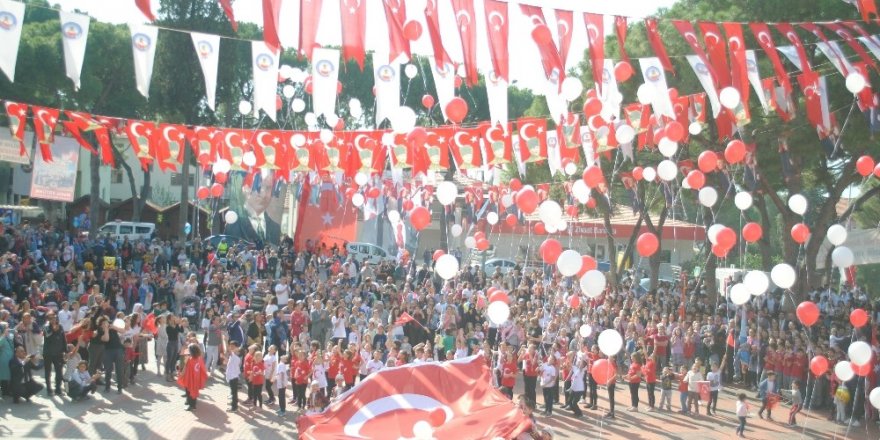 Kuyucak’ta Cumhuriyet Bayramı kutlamaları