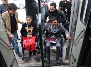 'Özürlü değil, özeller'