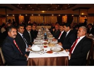 Hatay Polisi, Semavi Dinin Temsilcileri İle Yemekte Buluştu