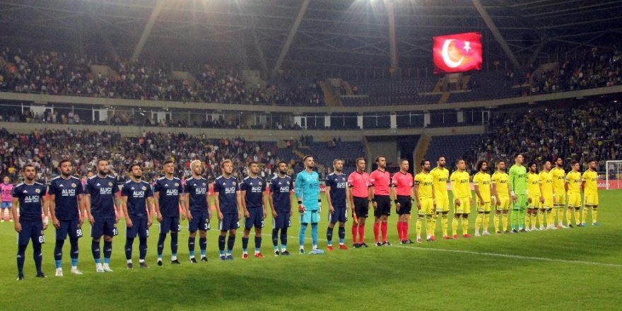 Ziraat Türkiye Kupası: Tarsus İdman Yurdu: 0 - Fenerbahçe: 2  (Maç devam ediyor)