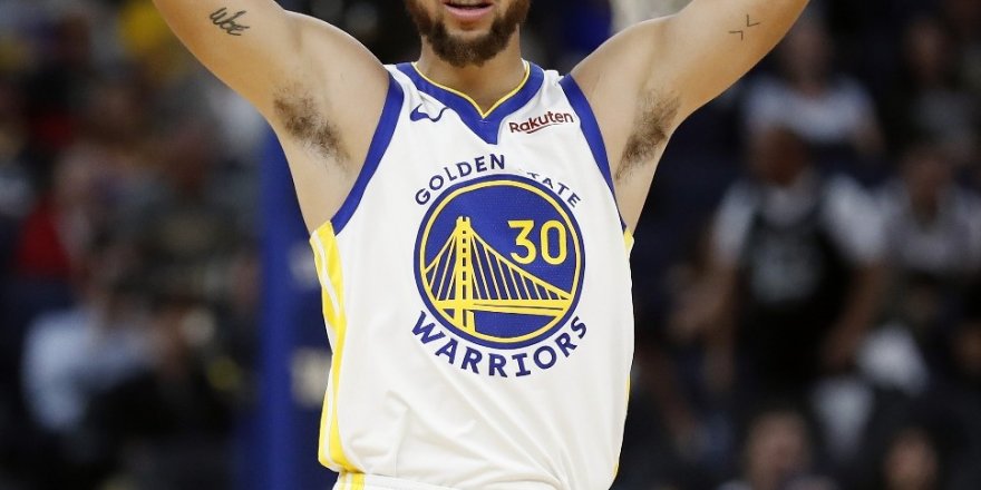 Golden State Warriors’ta Stephen Curry şoku