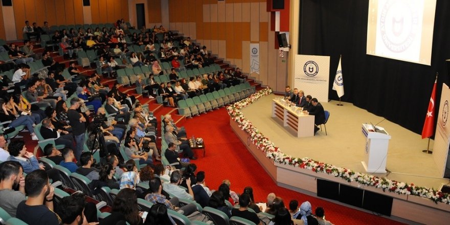 ‘Cumhuriyet’in Beş Ciheti’ Paneli ADÜ’de gerçekleştirildi