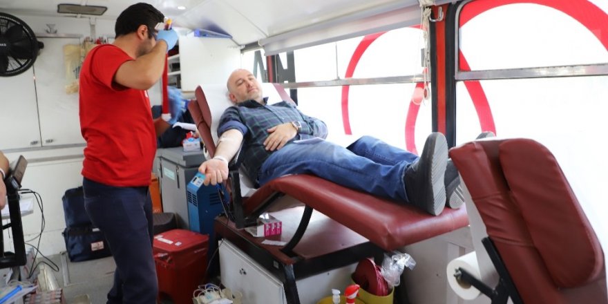 Afyonkarahisar’da kan bağışına yoğun ilgi