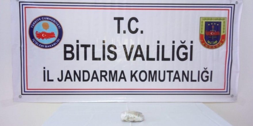 Bitlis’te jandarma ve polisten uyuşturucu operasyonu