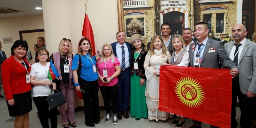 Türk Dünyası Festivali katılımcıları Seyhan’da