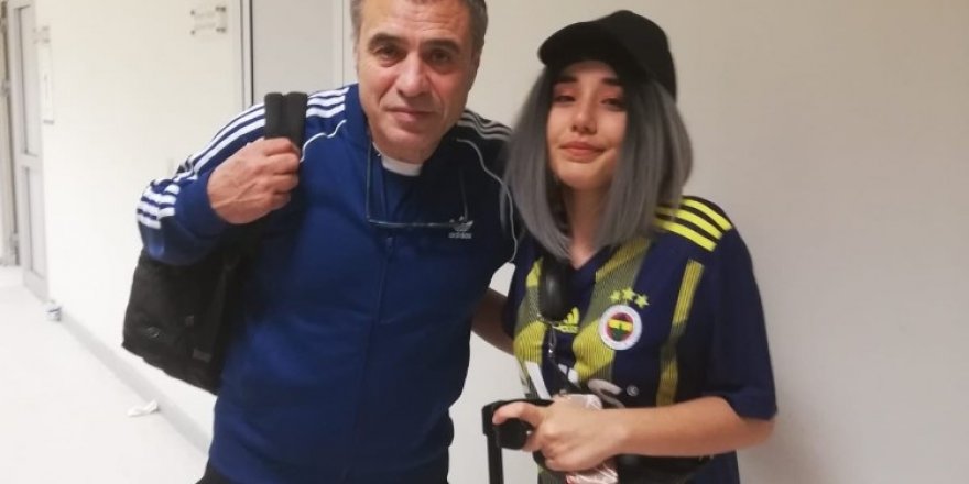 Kanser hastası İrem, Fenerbahçeli futbolcularla buluştu, mutluluktan ağladı