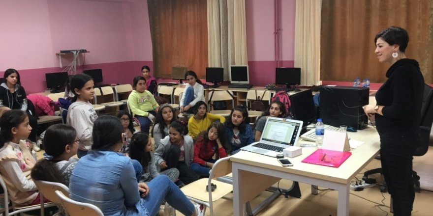 Mardin’de öğrencilere robotik ve kodlama eğitimi