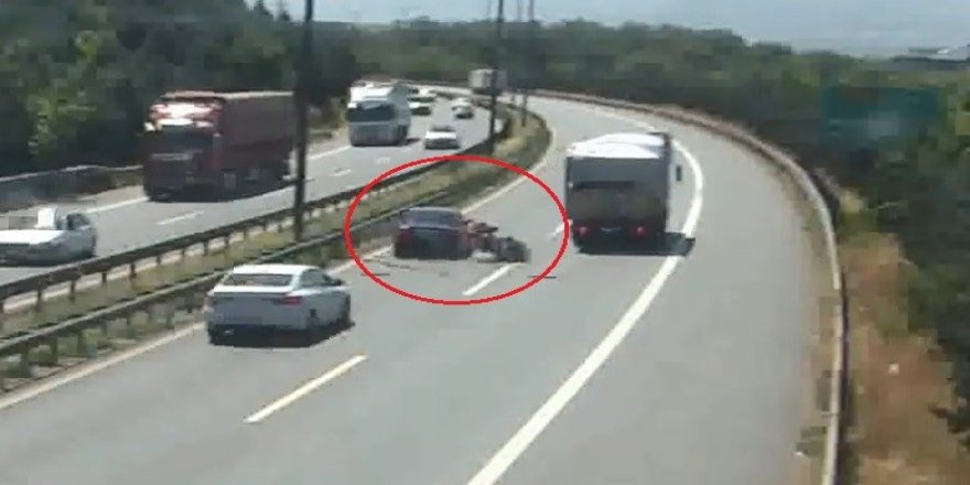 Kocaeli’de sürücülerin hatalarından oluşan kazalar kamerada