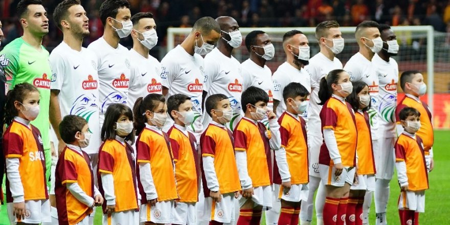 Süper Lig: Galatasaray: 1 - Ç.Rizespor: 0 (Maç devam ediyor)