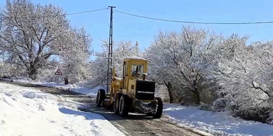 Erzincan’da 6 köy yolu ulaşıma kapandı
