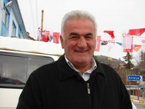 Eski Dp'li Belediye Başkanı Ak Parti'den Aday Adayı Oldu