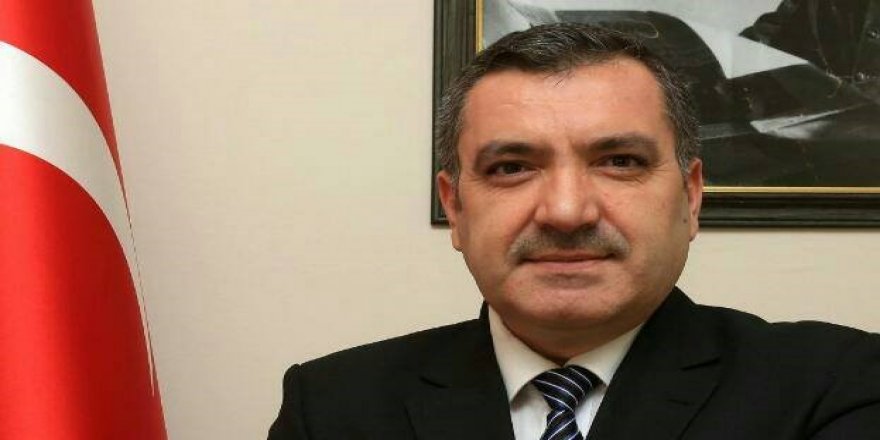 İkincilik ödülünü Mürsel Çetin kazandı 