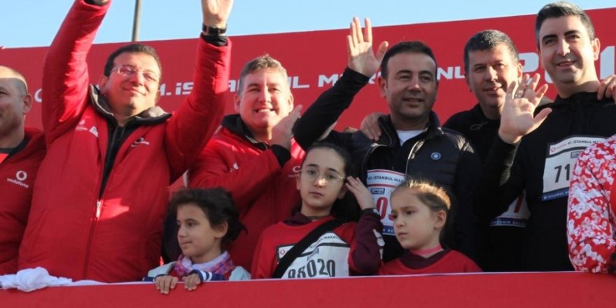 Vodafone 41. İstanbul Maratonu’na Beşiktaş Belediye Başkanı Akpolat da katıldı