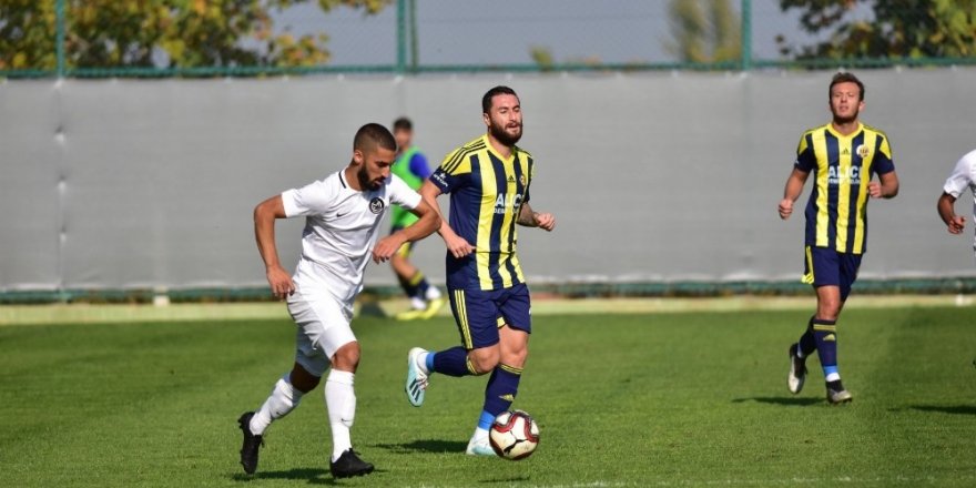 TFF 2. Lig: Manisa FK: 4 - Tarsus İdman Yurdu: 0