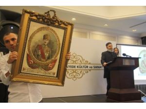 Atatürk'ün Taş Baskı Portresi 7 Bin 500 Tl'ye Satıldı