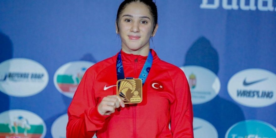 Bartın Üniversitesi öğrencisi Zeynep Yetgil’den bronz madalya
