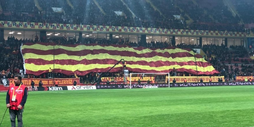 Kayserispor - Fenerbahçe maçını 18 bin taraftar izledi