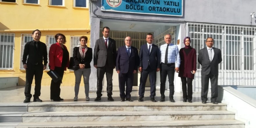 MEB Müşaviri Çolakoğlu okulları ziyaret etti