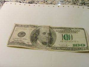 Bozdurmak istediği dolar sahte çıktı