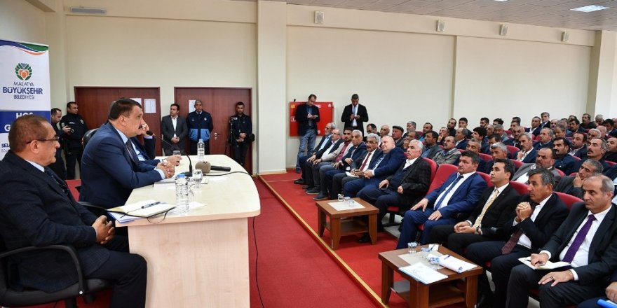 Başkan Gürkan Darende’de ziyaret ve incelemelerde bulundu
