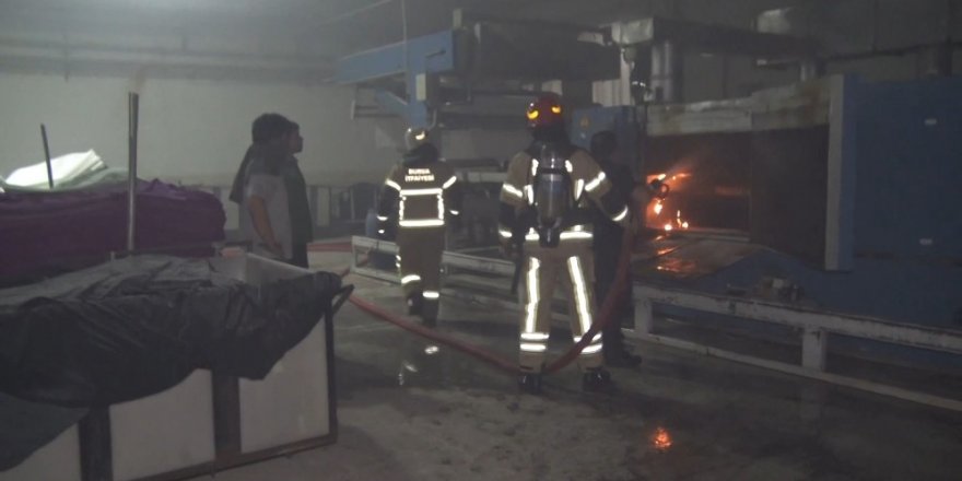 Tekstil fabrikasında korkutan yangın