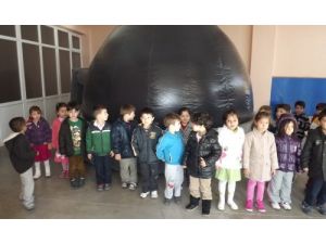 Uzayı, Çadırda Özel Simülasyon İle İncelediler