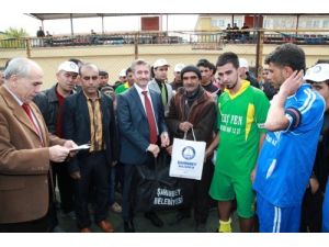 Şahinbey Belediyesi’nden Amatör Takımlara Malzeme Desteği