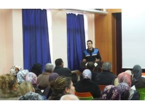 Polis, Velileri Çocukların Suça Karışmasını Engellemek İçin Bilgilendirdi