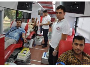 Kızılay'ın Kan Alma Otobüsü Alanya'daydı