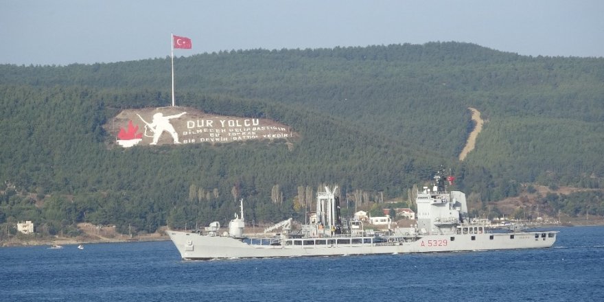 Çanakkale Boğazı’ndan peş peşe NATO gemileri geçti