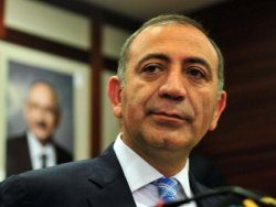 Gürsel Tekin: Yöntemler doğru değil