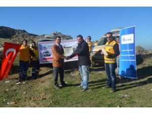 Uşak 112 Acil Sağlık Personeli Arazi Ambulansı Eğitim Aldı