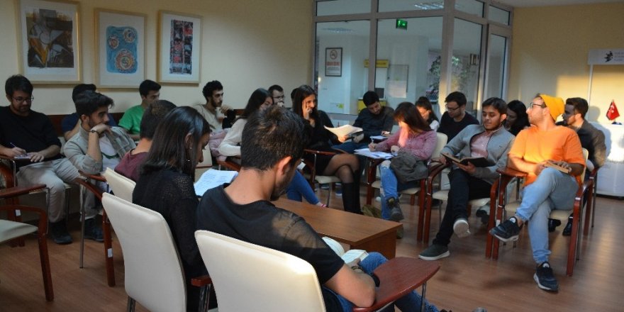 Anadolu Üniversitesi öğrencileri için ders çalışma etkinliği