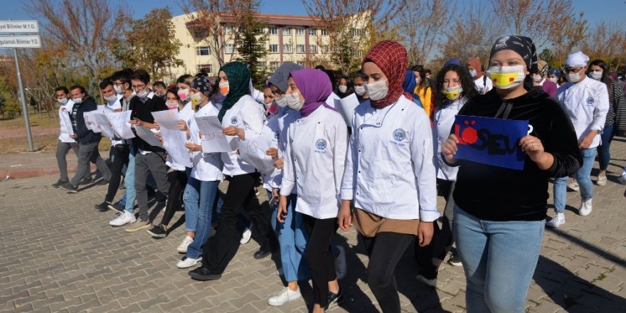 KMÜ’den lösemili çocuklar için maskeli destek yürüyüşü