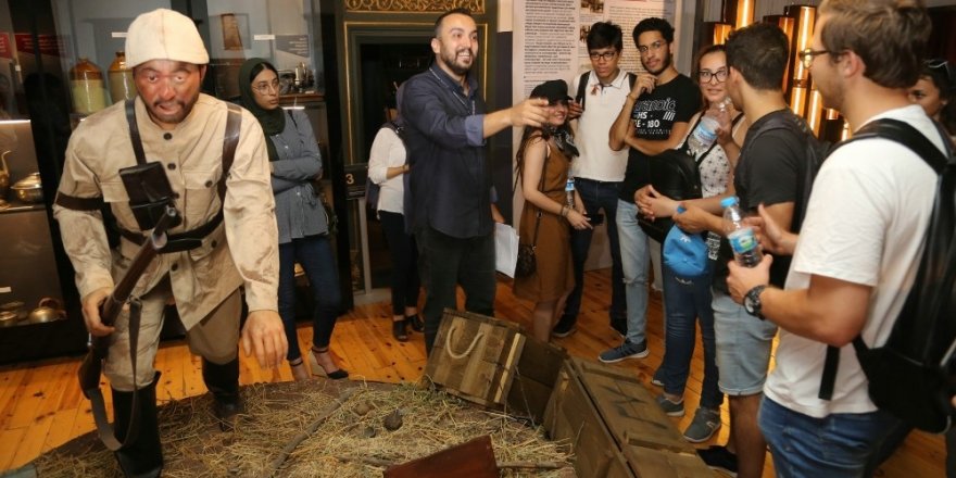 Öğrenci ve öğretmenler Atatürk ile Bir Gün Galerisi’ni ücretsiz ziyaret edebilecek