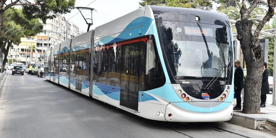 İzmir’de tramvayla taşınan yolcu sayısı 50 milyona ulaştı.