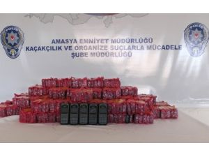 Amasya’da Kaçak Cep Telefonu Operasyonu