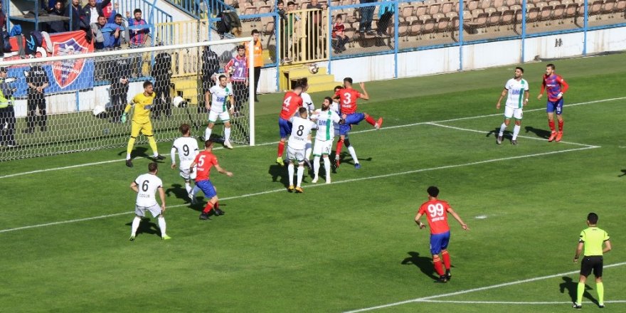 TFF 2. Lig: Kardemir Karabükspor: 0 - Sakaryaspor : 5