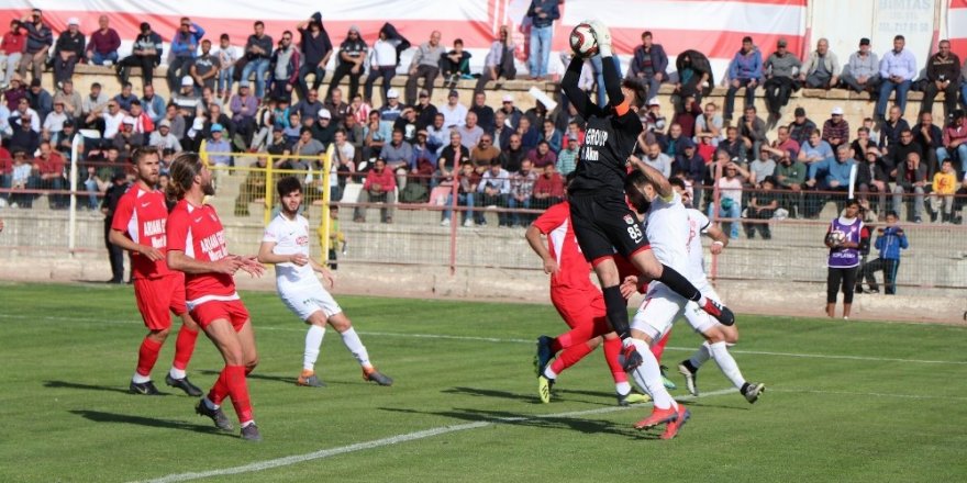 TFF 3. Lig: Nevşehir Belediyespor: 0 - Kelkit Belediyespor: 1
