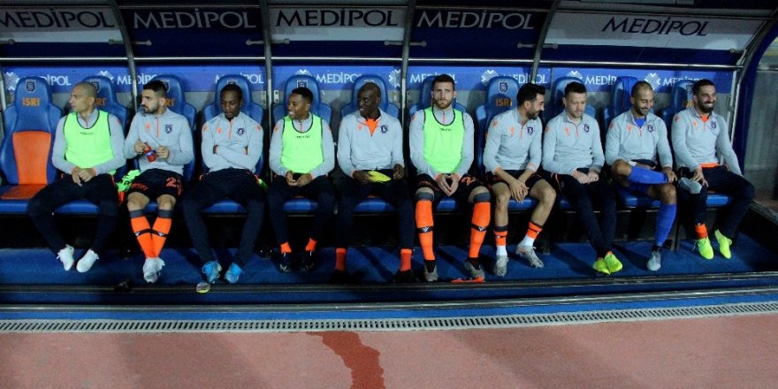 Süper Lig: M.Başakşehir: 1 - MKE Ankaragücü: 0 (Maç devam ediyor)
