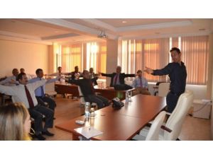 Üniversitede Masa Başı Egzersiz Eğitimi