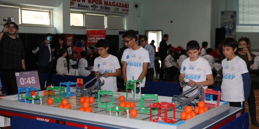 BİGEP kapsamında robot turnuvası düzenlendi