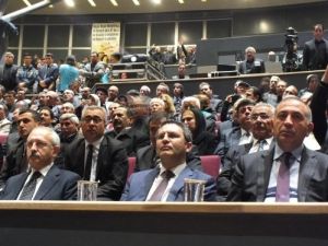 Kılıçdaroğu İle Tekin Yan Yana Oturmadı