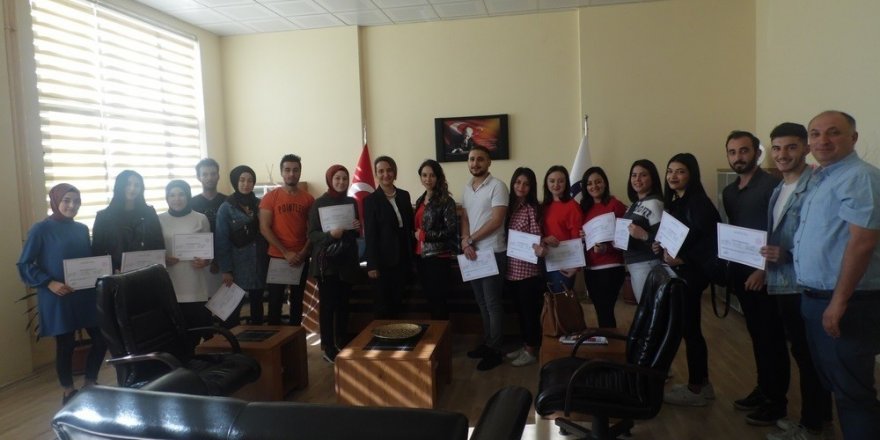 Köşk MYO Öğrencileri ‘İş Hayatında İletişim’ kursunu tamamladı
